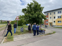 Dreharbeiten an den Mehrfamilienhäusern des Dessauer Wohnungsvereins